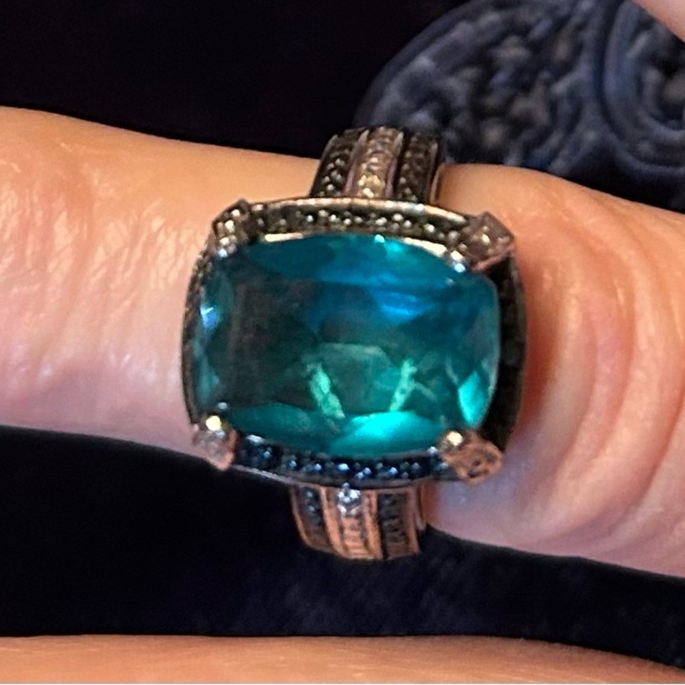 Elegant Caribbean Blue Gemstone Ring in Sterling